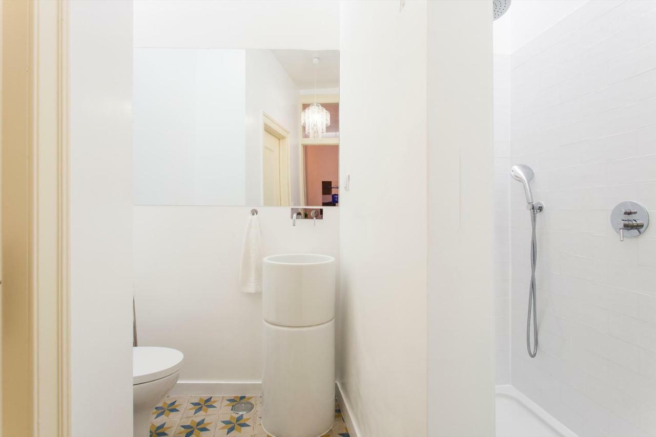 Bairro Alto 3 Bedroom Patio Flat! Lisboa Dış mekan fotoğraf